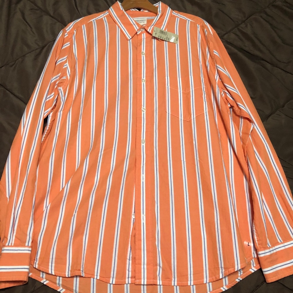 Men’s American eagle button up shirt